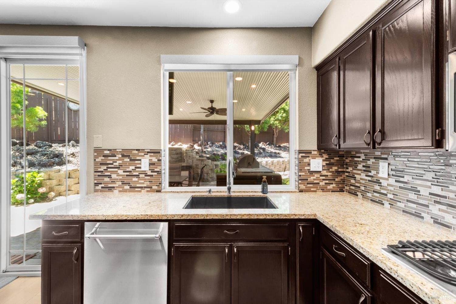 3305 Hillridge Court