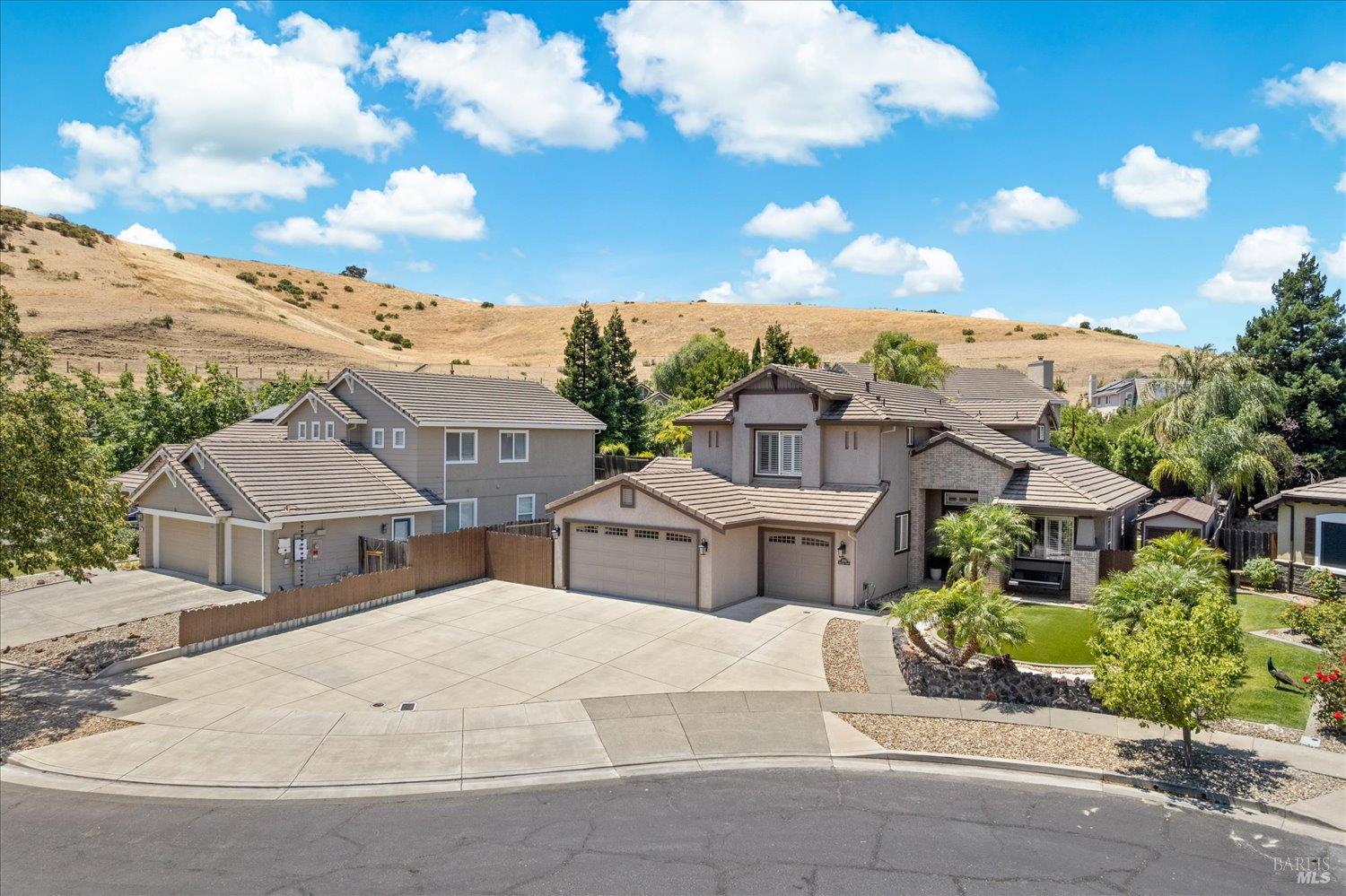3305 Hillridge Court