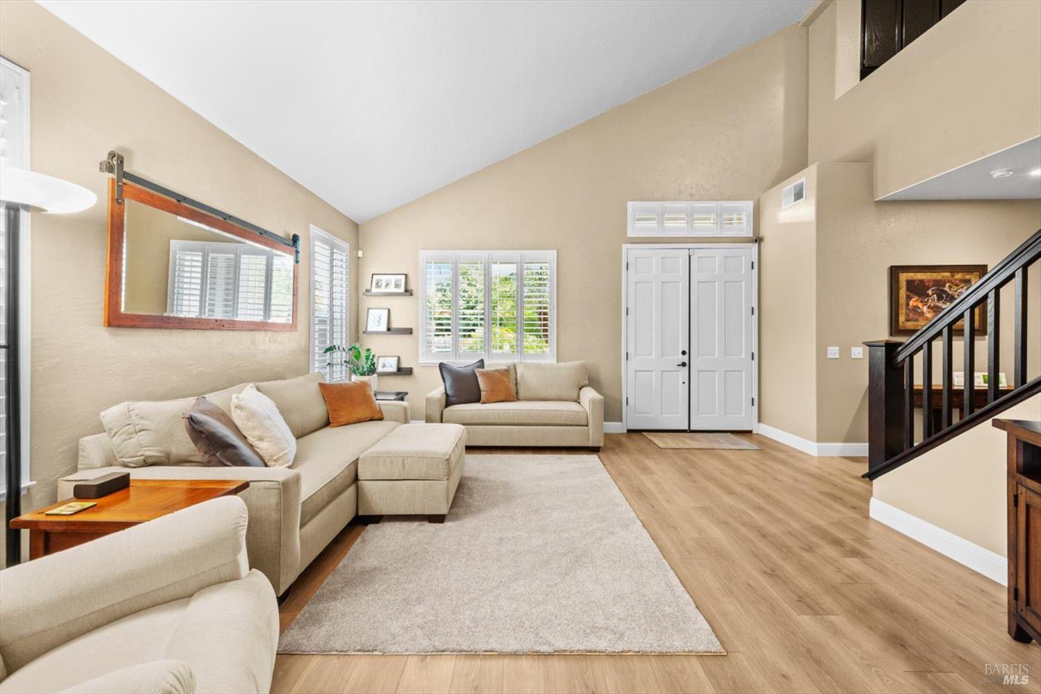 3305 Hillridge Court