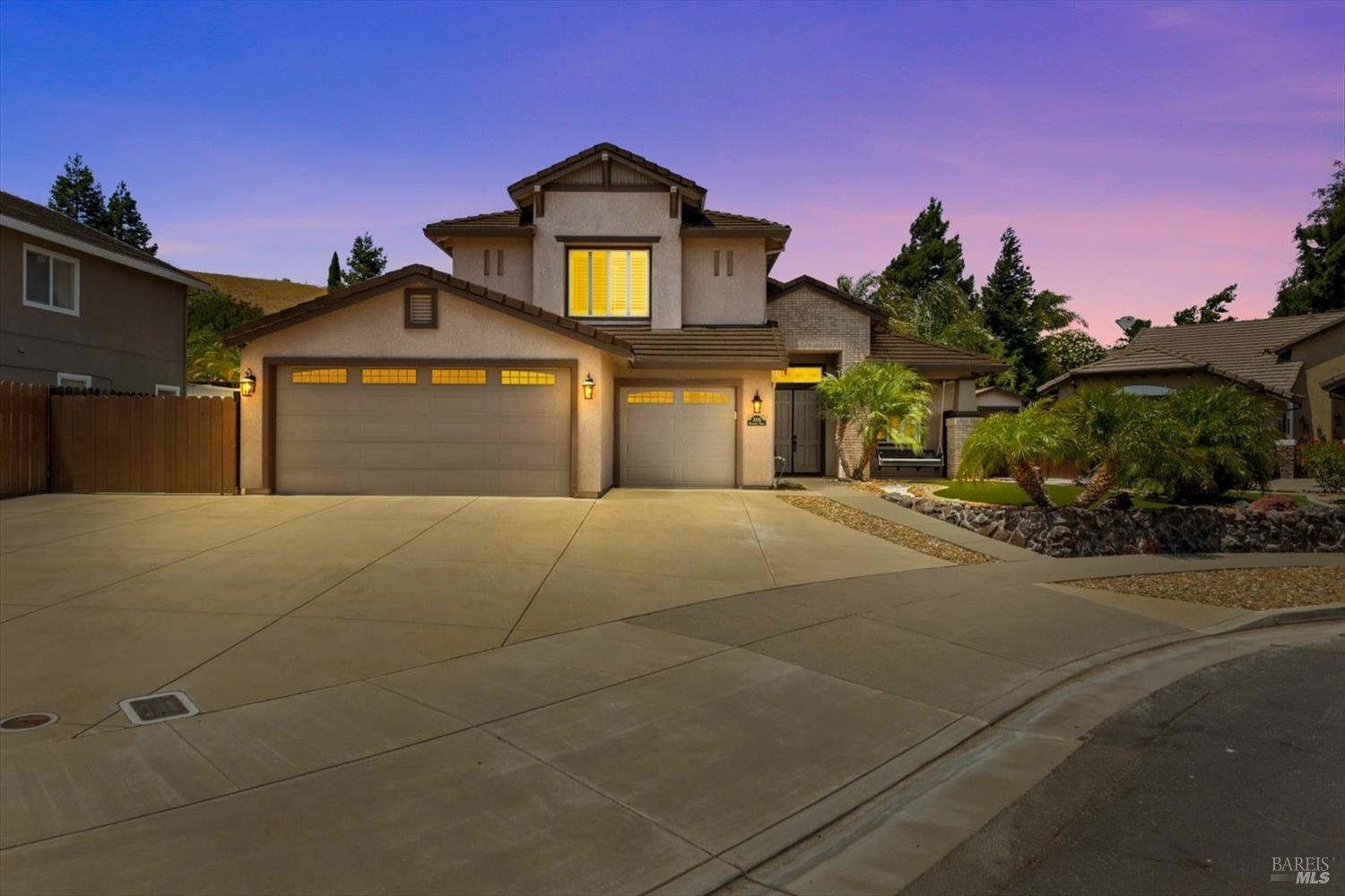 3305 Hillridge Court