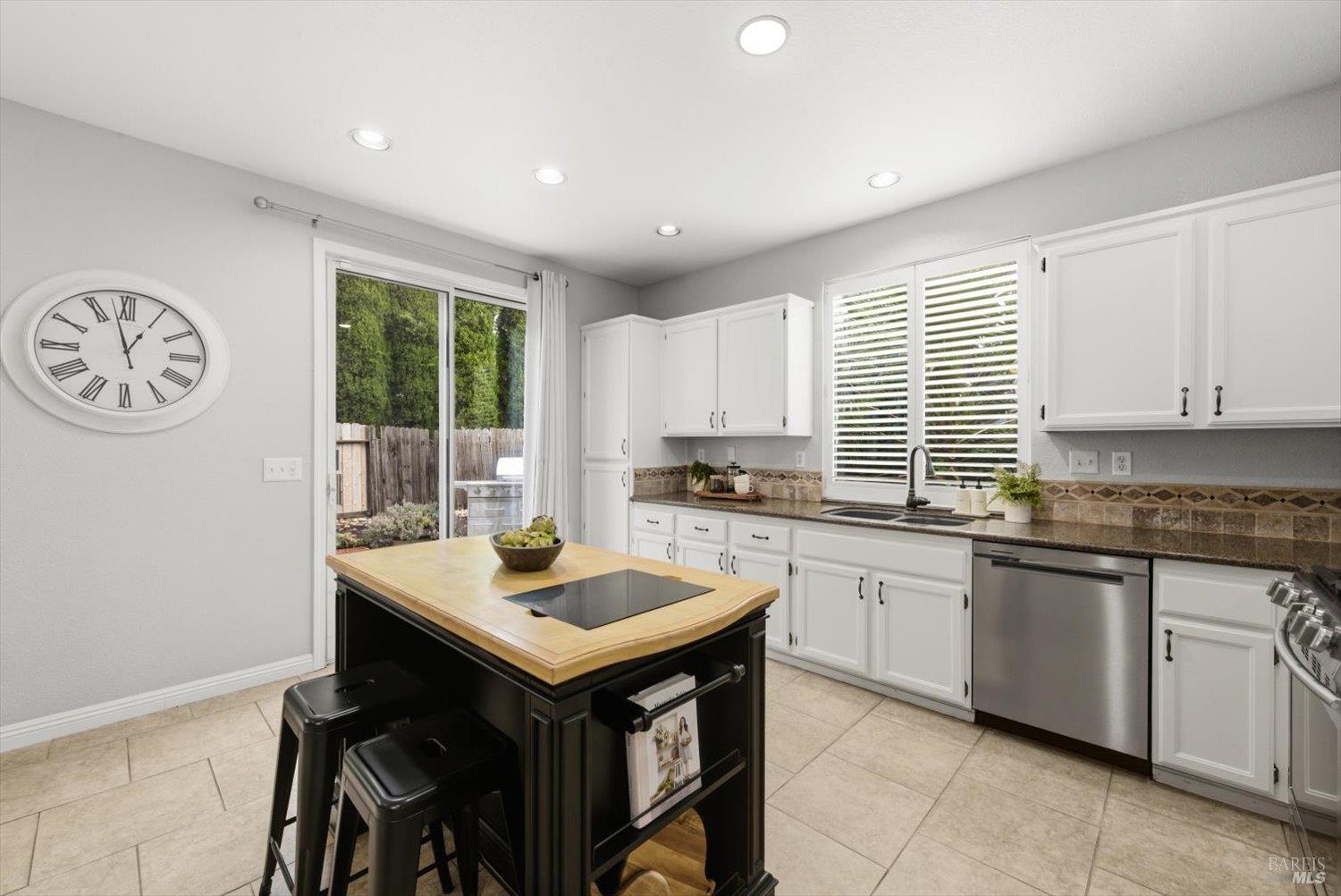 904 Turquoise Street