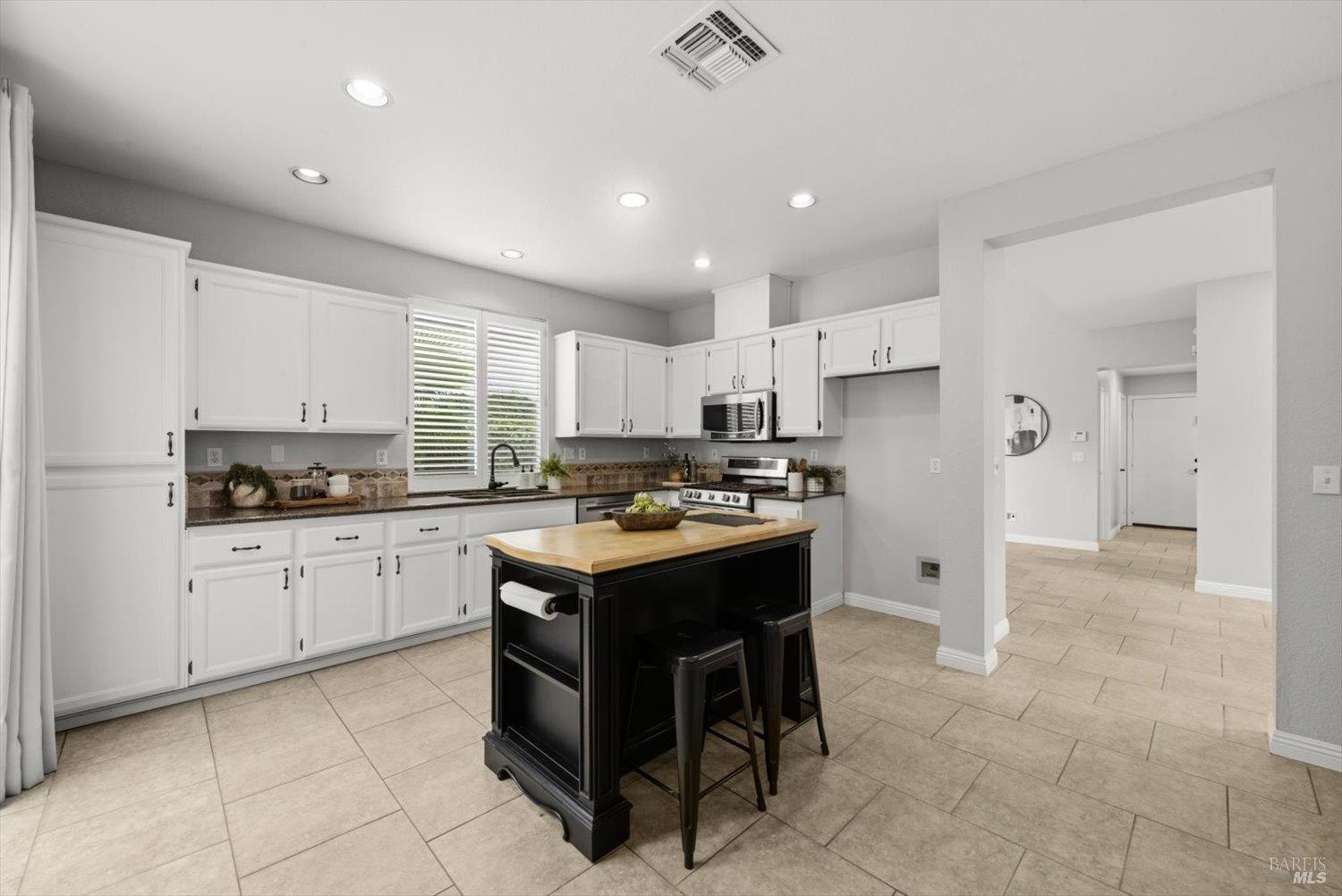 904 Turquoise Street