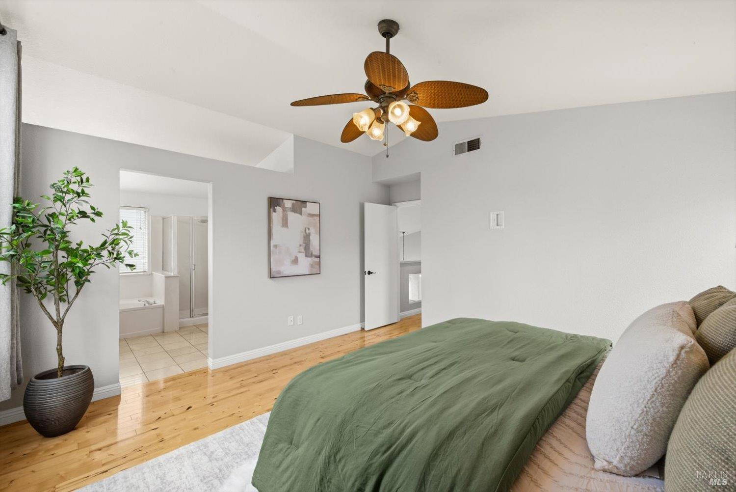 904 Turquoise Street