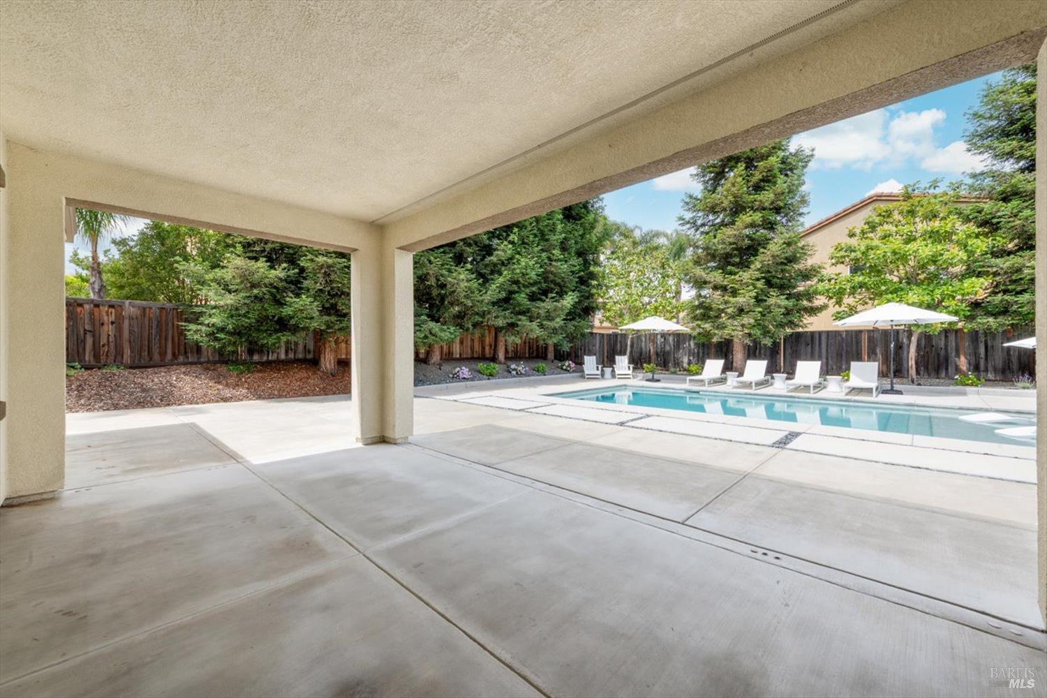 4428 Avondale Circle