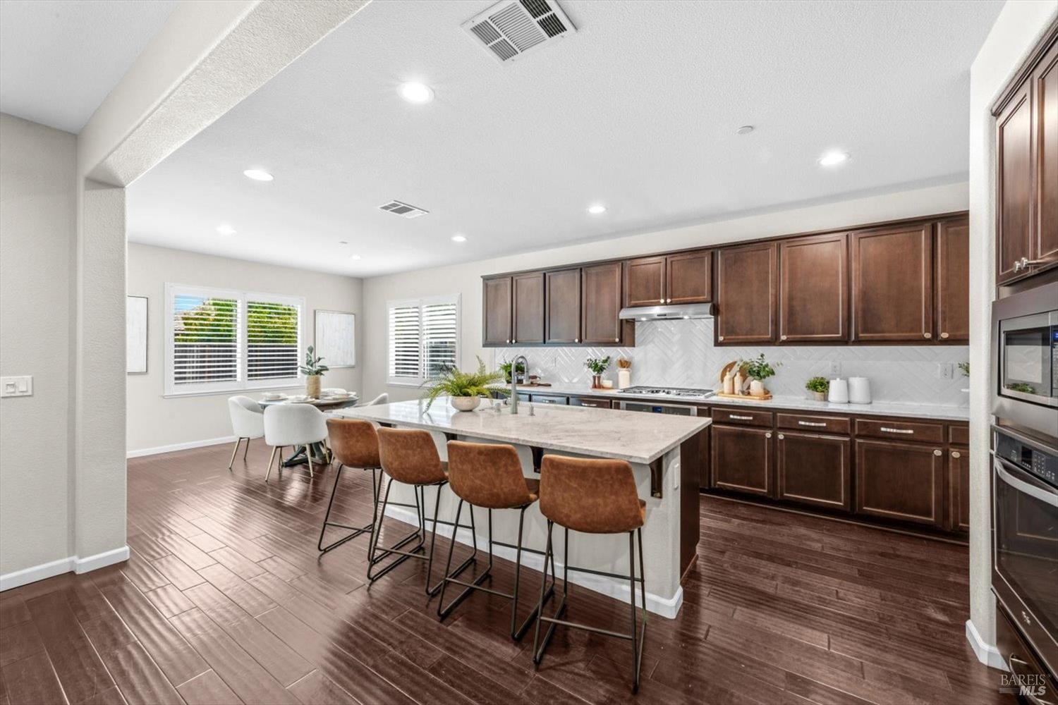 4428 Avondale Circle