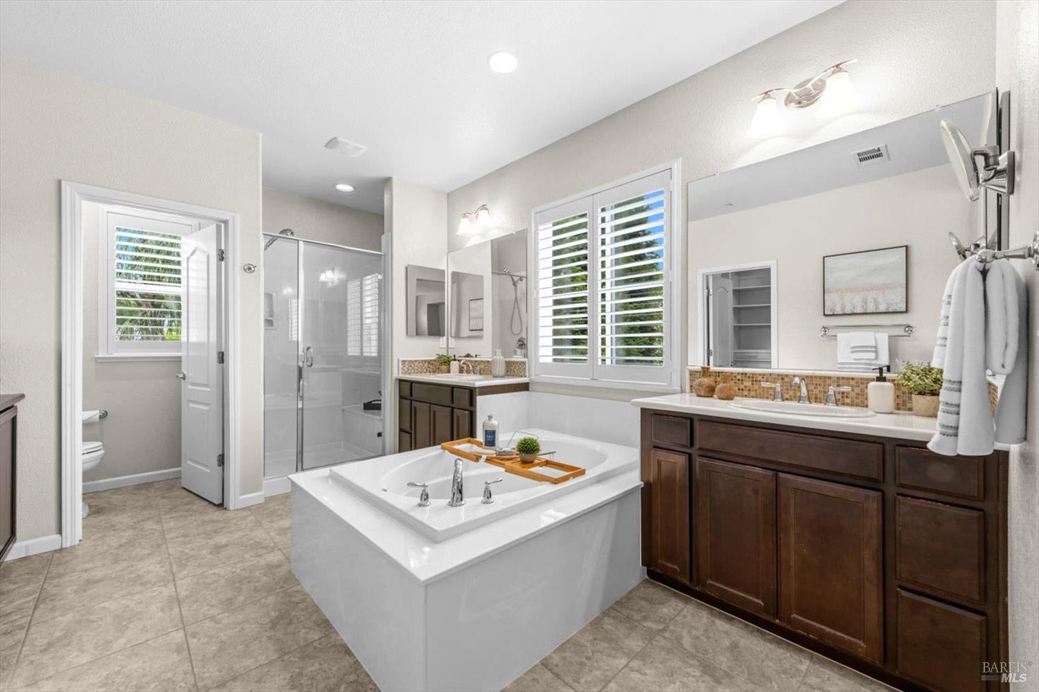 4428 Avondale Circle