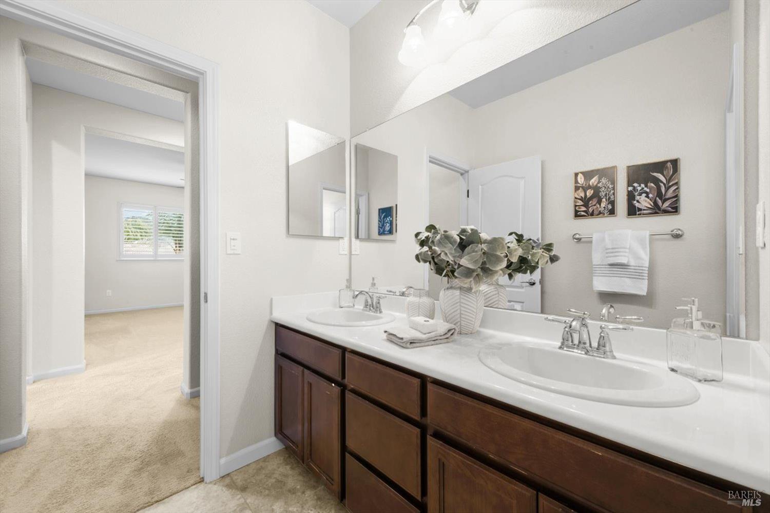 4428 Avondale Circle