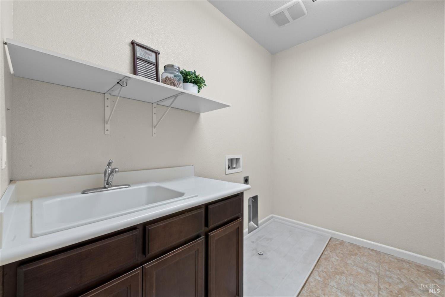 4428 Avondale Circle