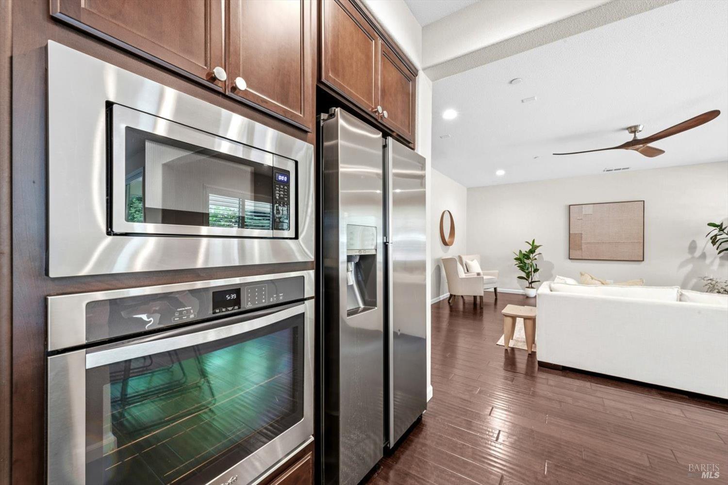 4428 Avondale Circle