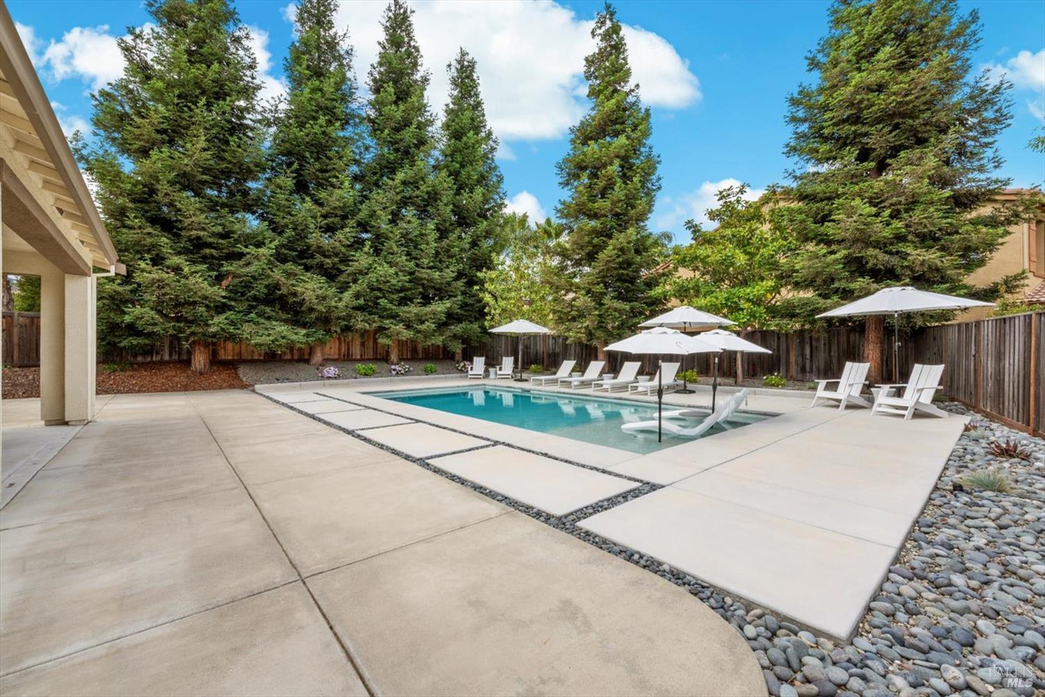 4428 Avondale Circle