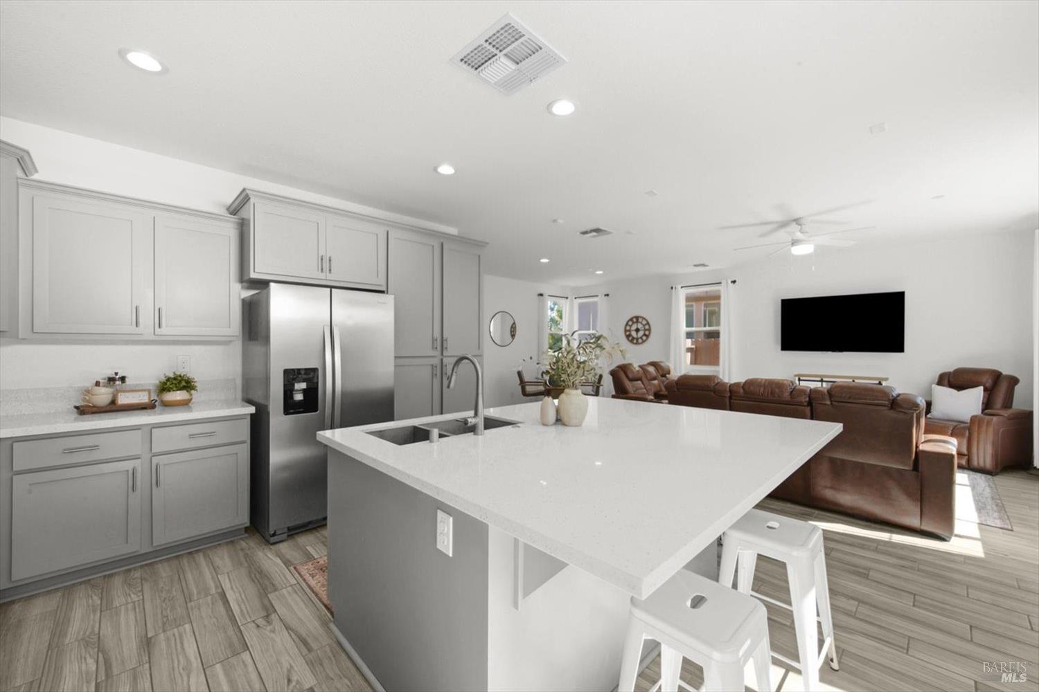 824 Tulip Street