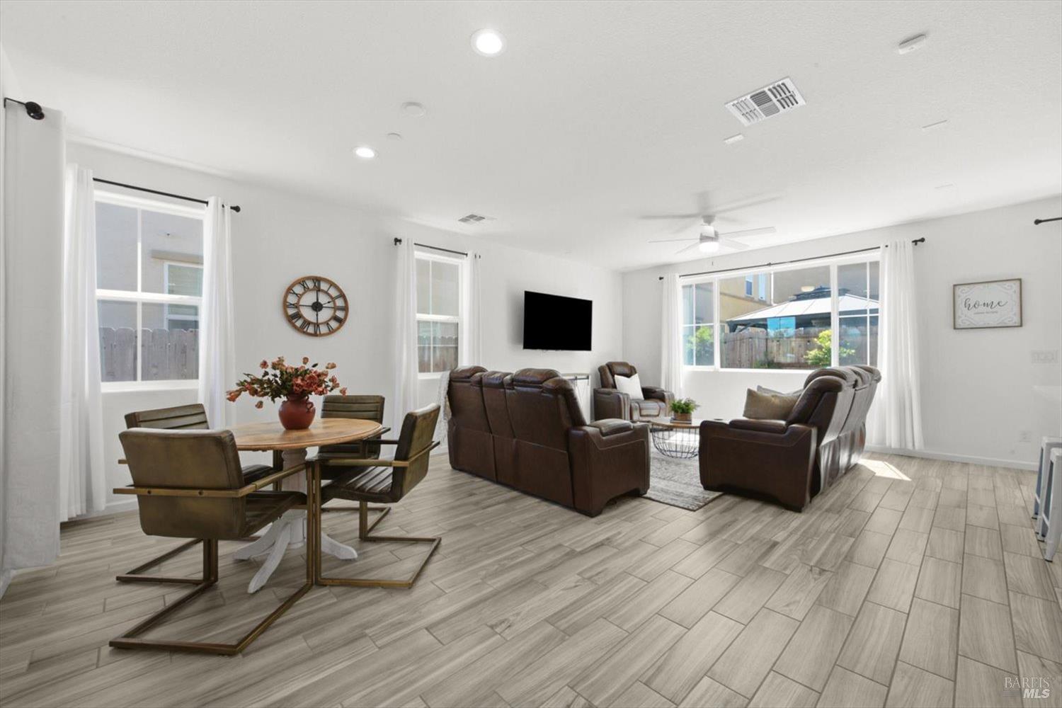 824 Tulip Street