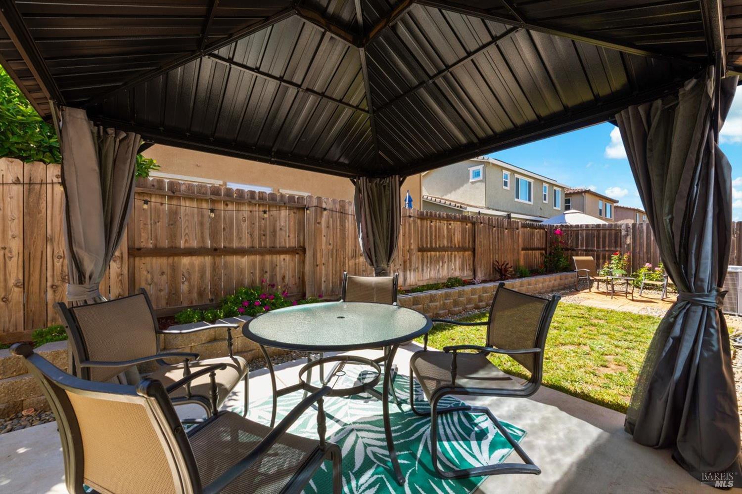 824 Tulip Street