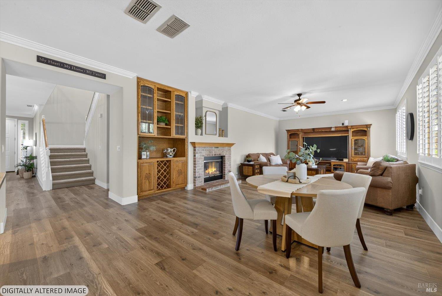 907 Dunerose Court