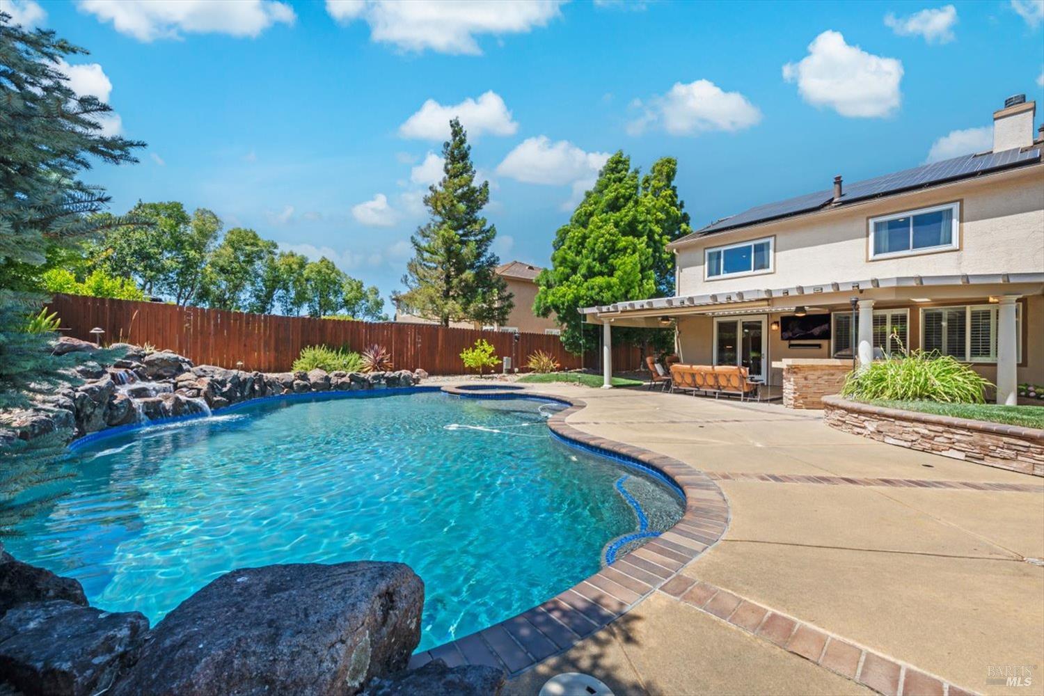 907 Dunerose Court