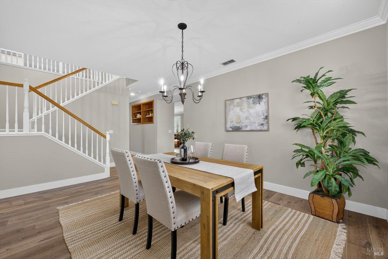 907 Dunerose Court