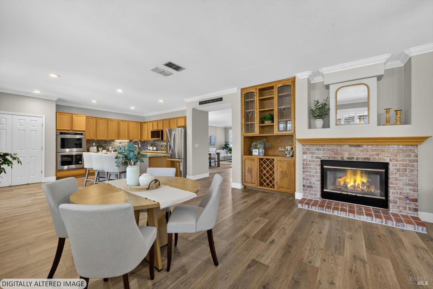 907 Dunerose Court