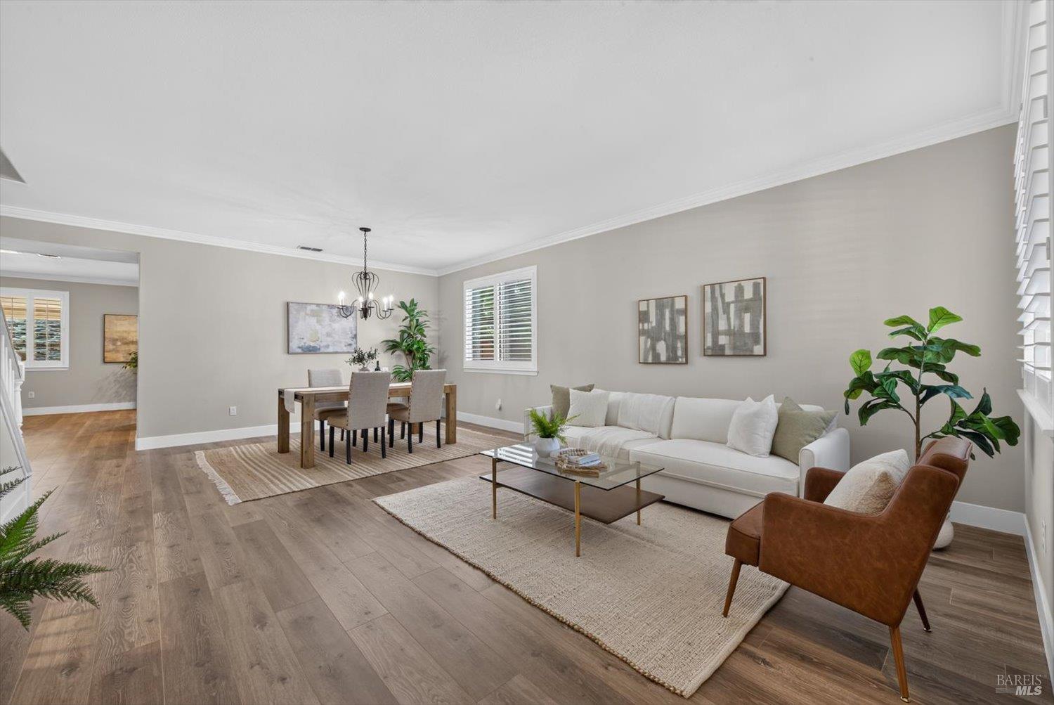 907 Dunerose Court