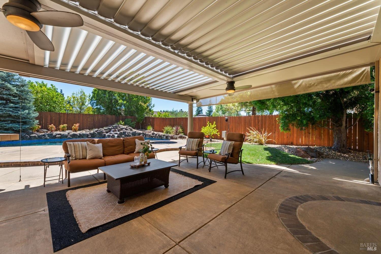 907 Dunerose Court