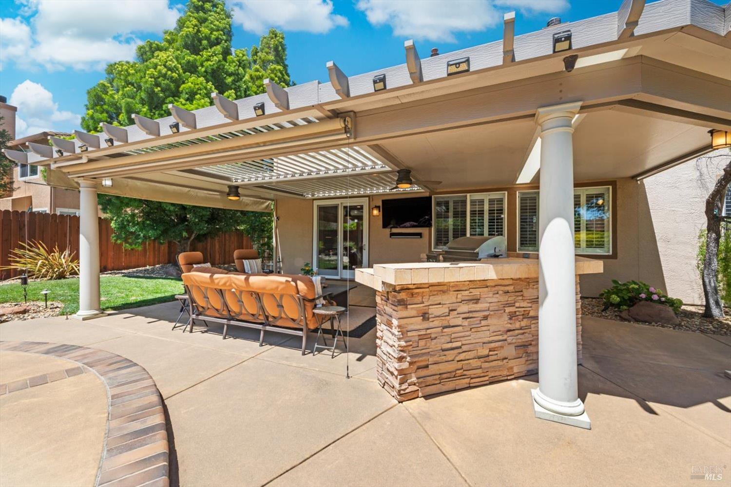 907 Dunerose Court
