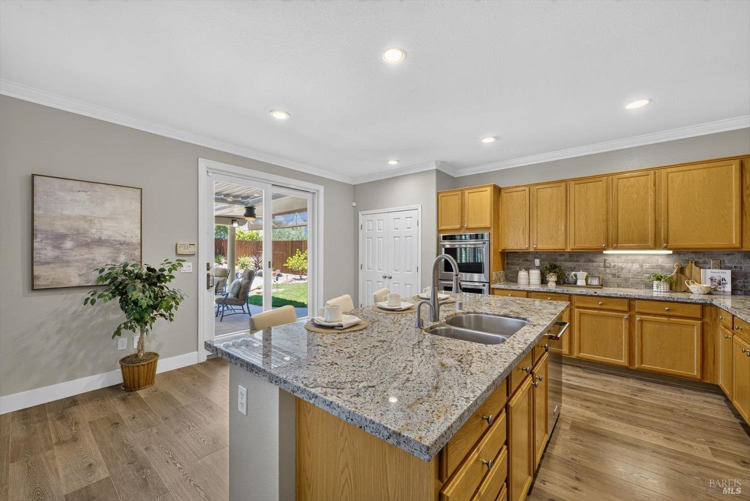907 Dunerose Court