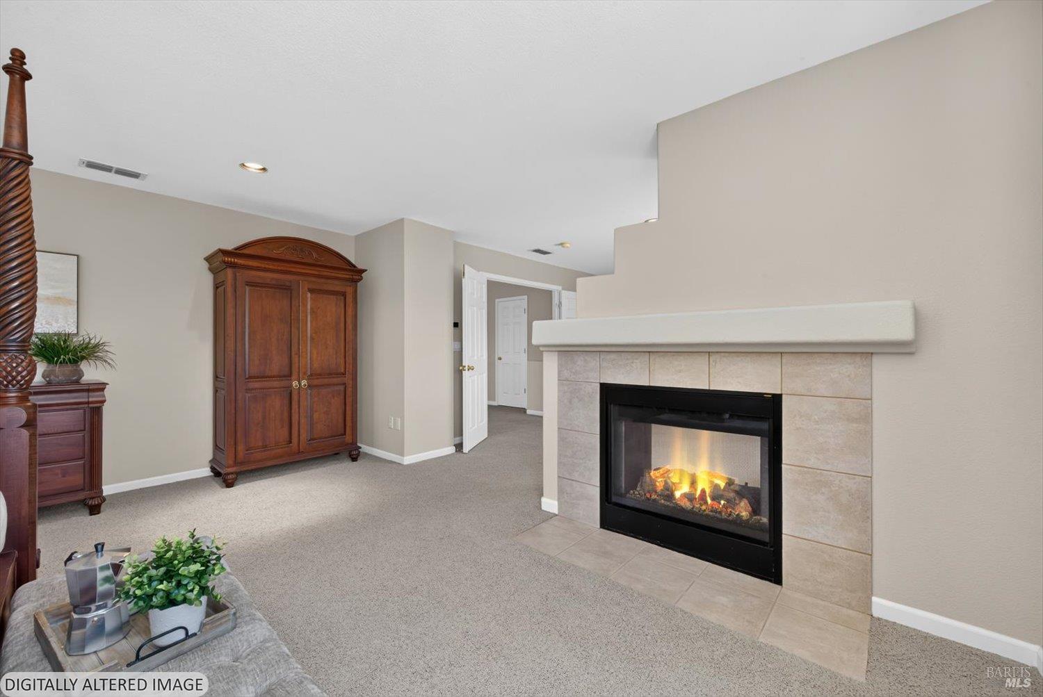 907 Dunerose Court