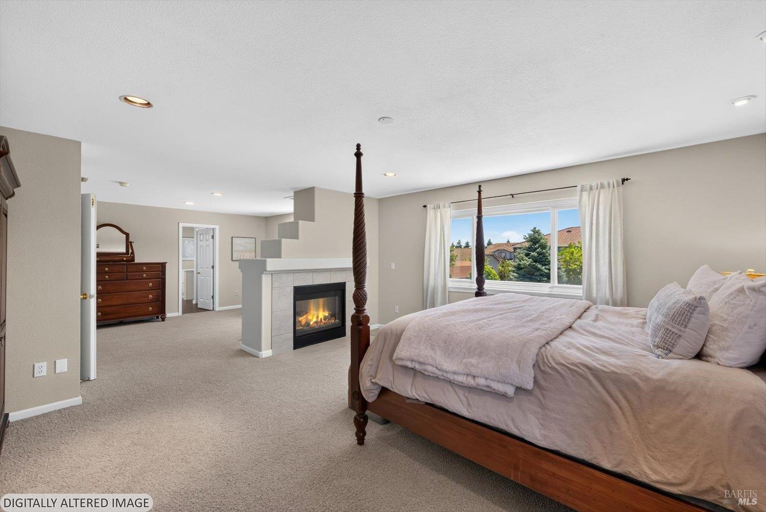 907 Dunerose Court