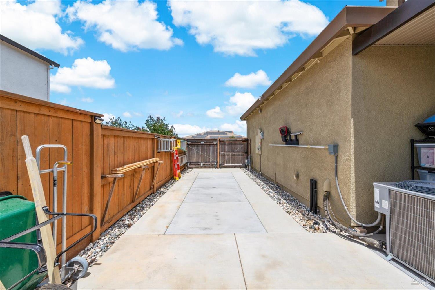 1205 Autumn Breeze Drive