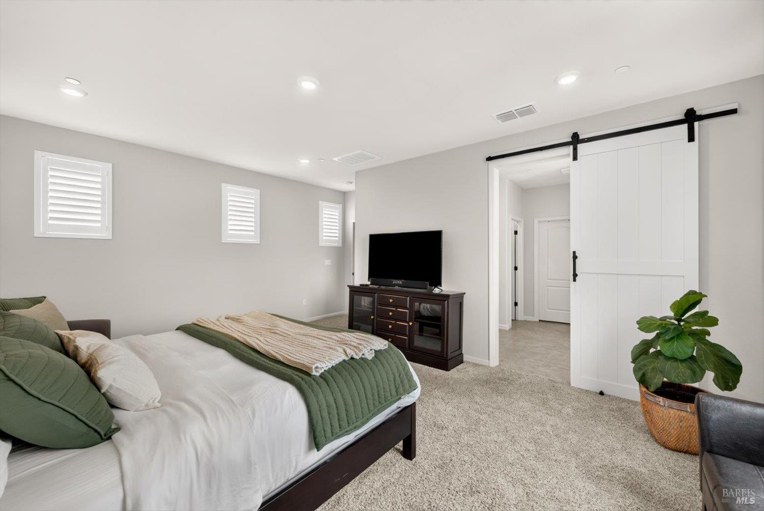 1205 Autumn Breeze Drive