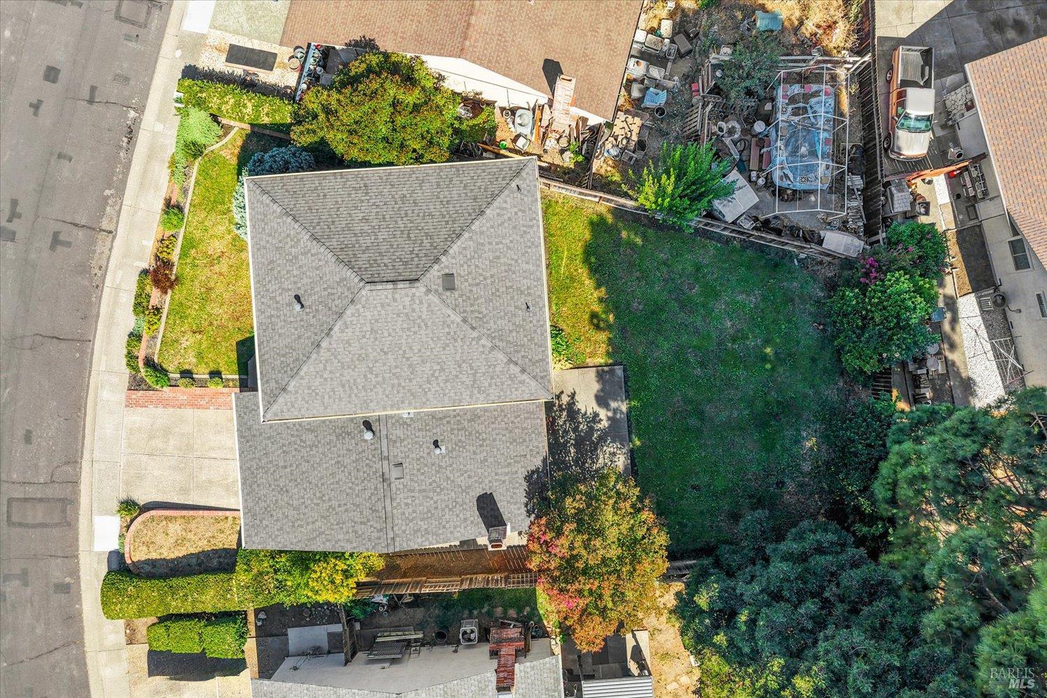 785 Dogwood Circle