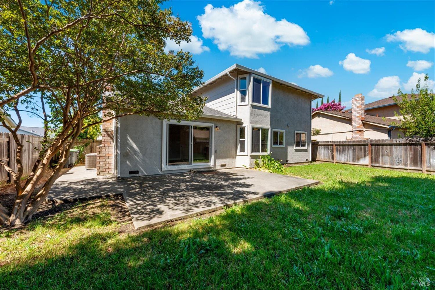 785 Dogwood Circle