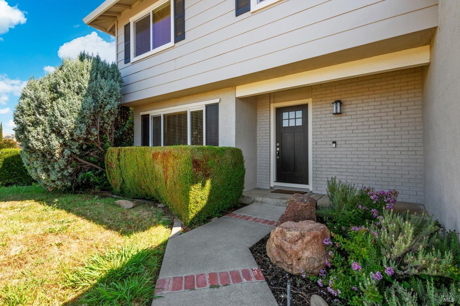 785 Dogwood Circle