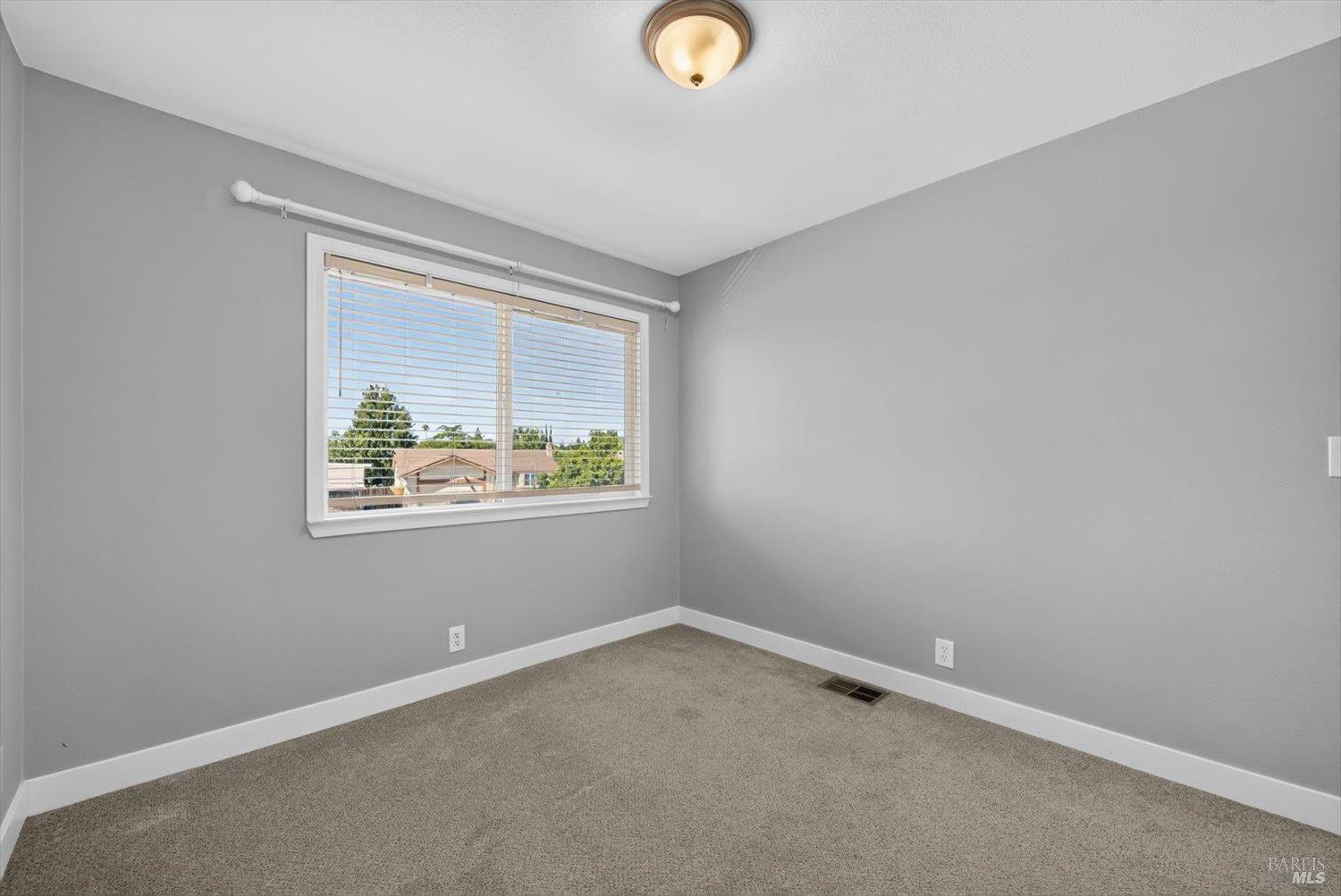 785 Dogwood Circle