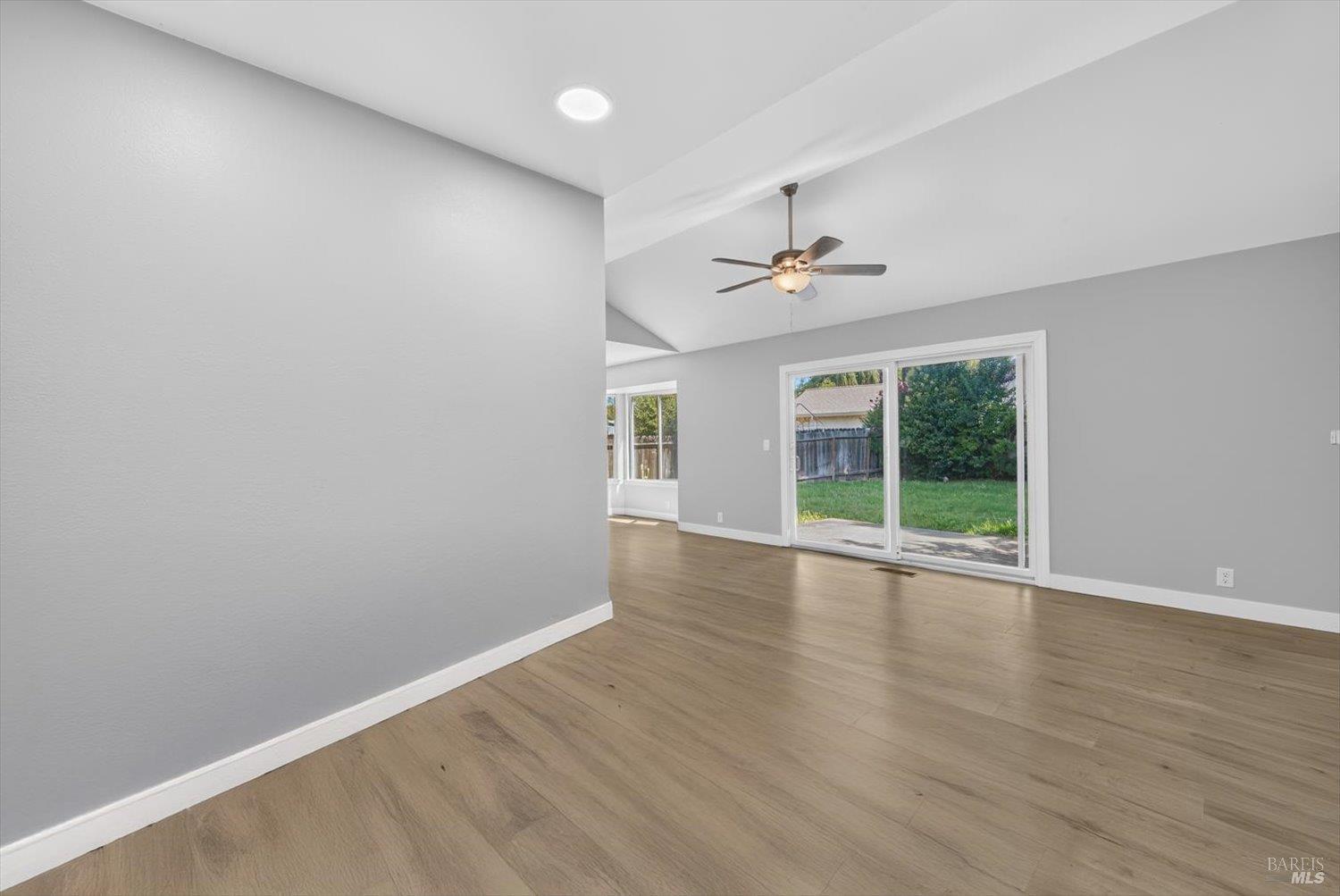 785 Dogwood Circle