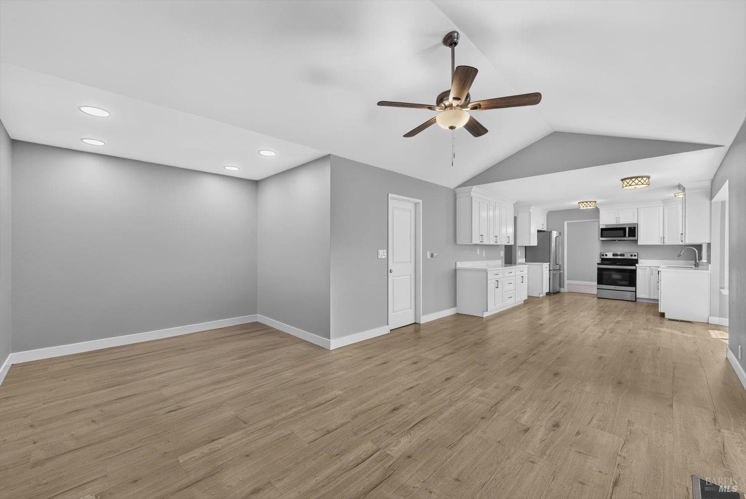 785 Dogwood Circle