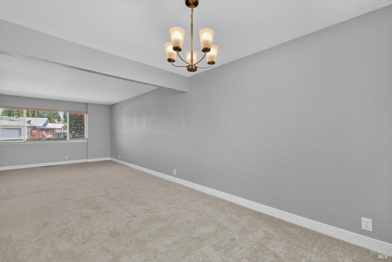 785 Dogwood Circle