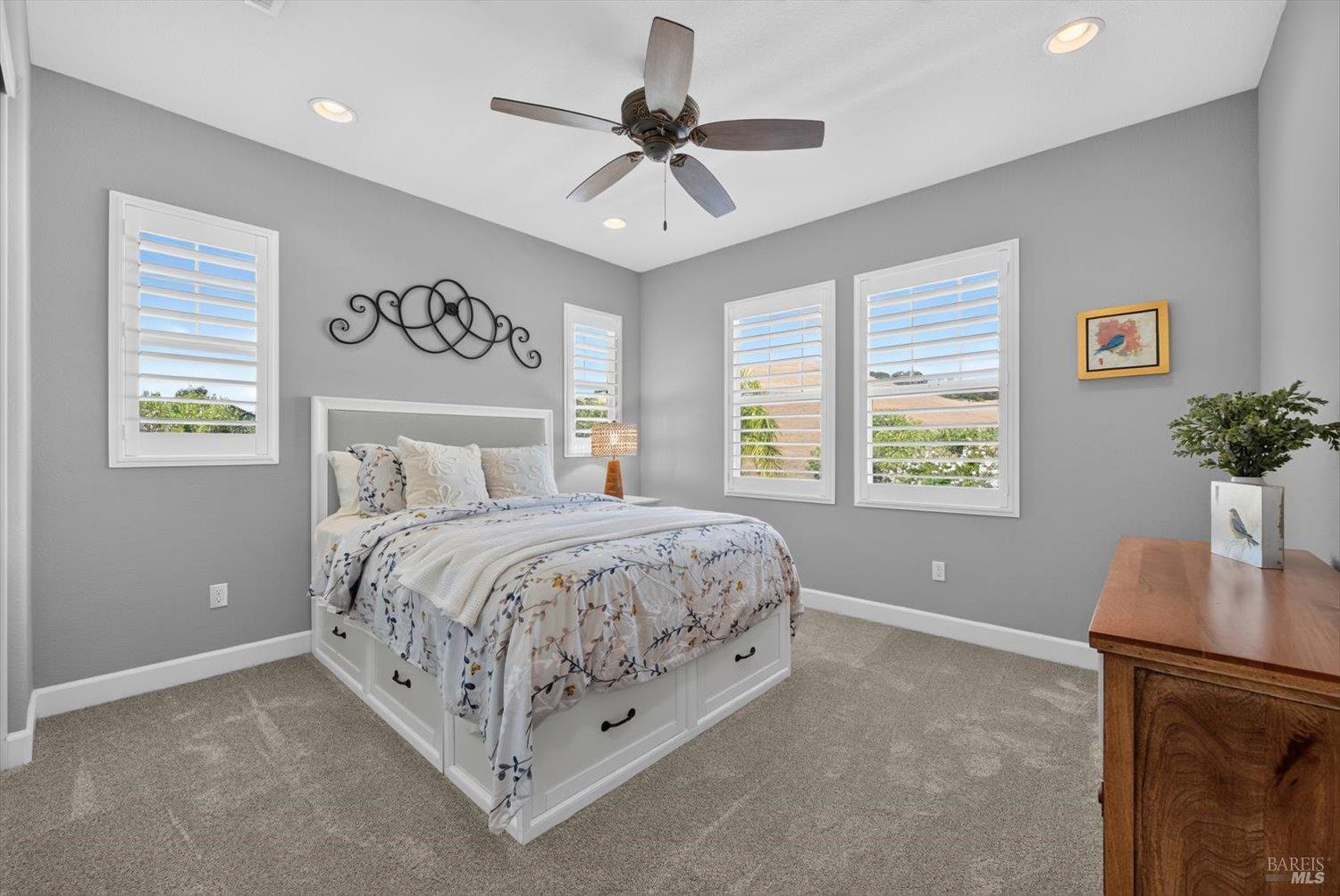1043 Green Leaf Court