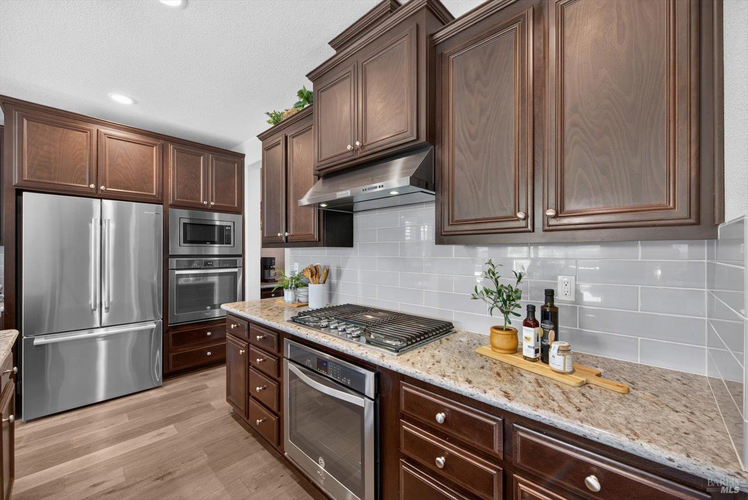 1043 Green Leaf Court