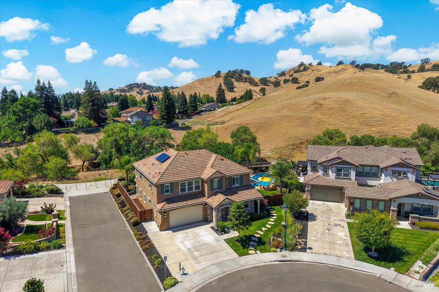 1043 Green Leaf Court