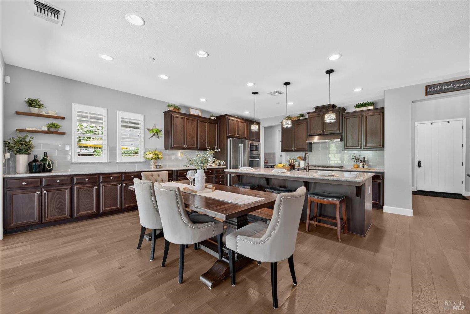 1043 Green Leaf Court