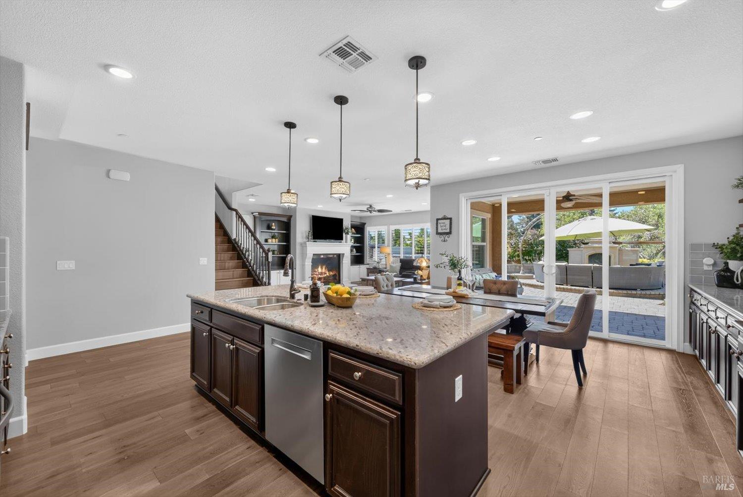 1043 Green Leaf Court