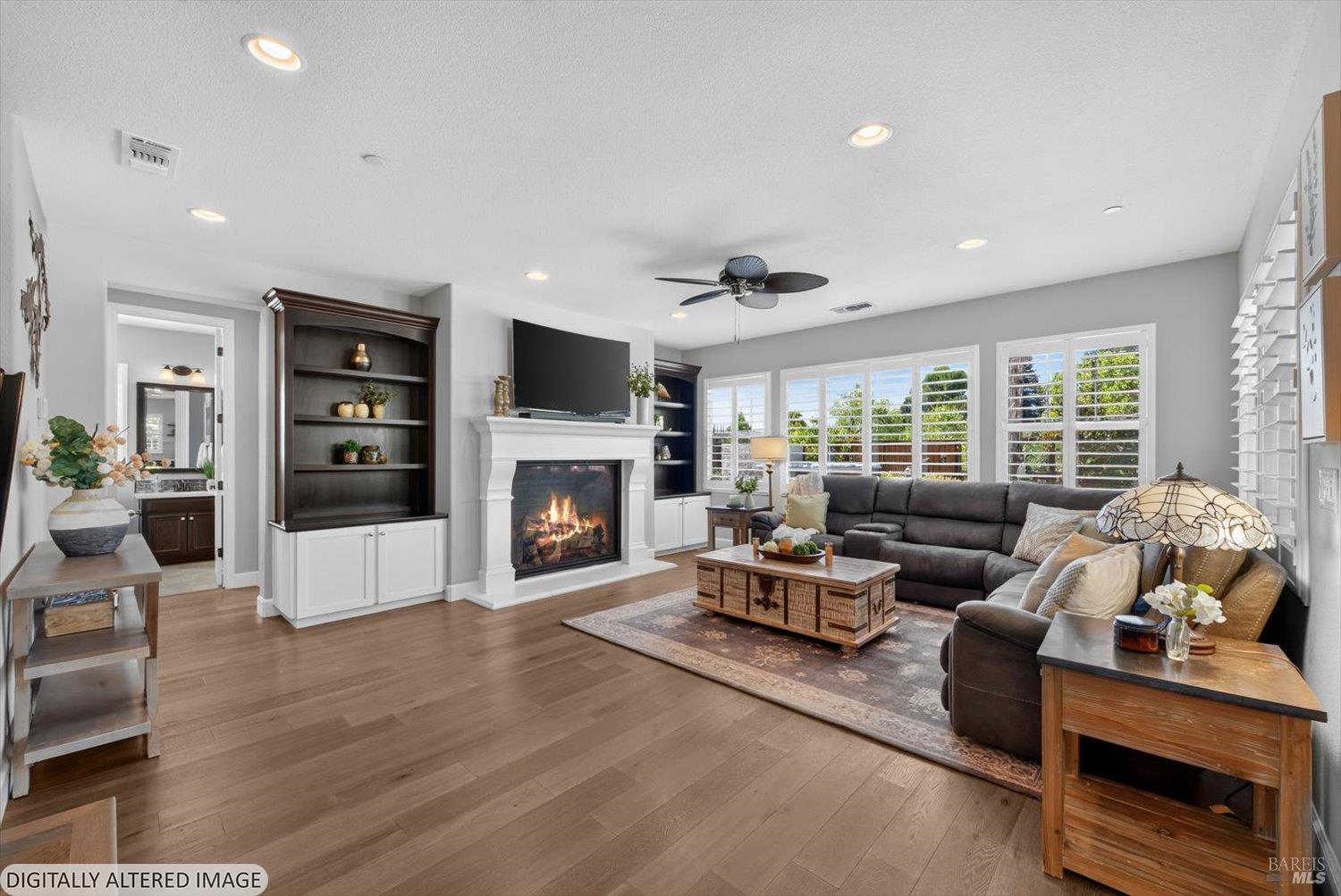 1043 Green Leaf Court