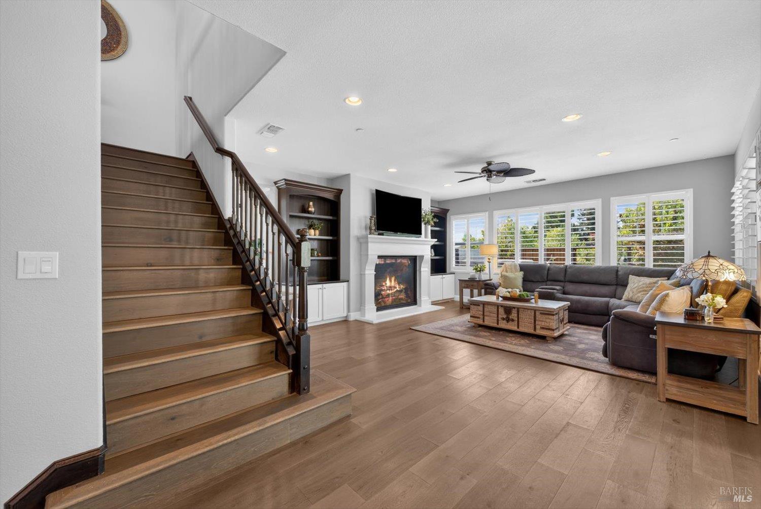 1043 Green Leaf Court