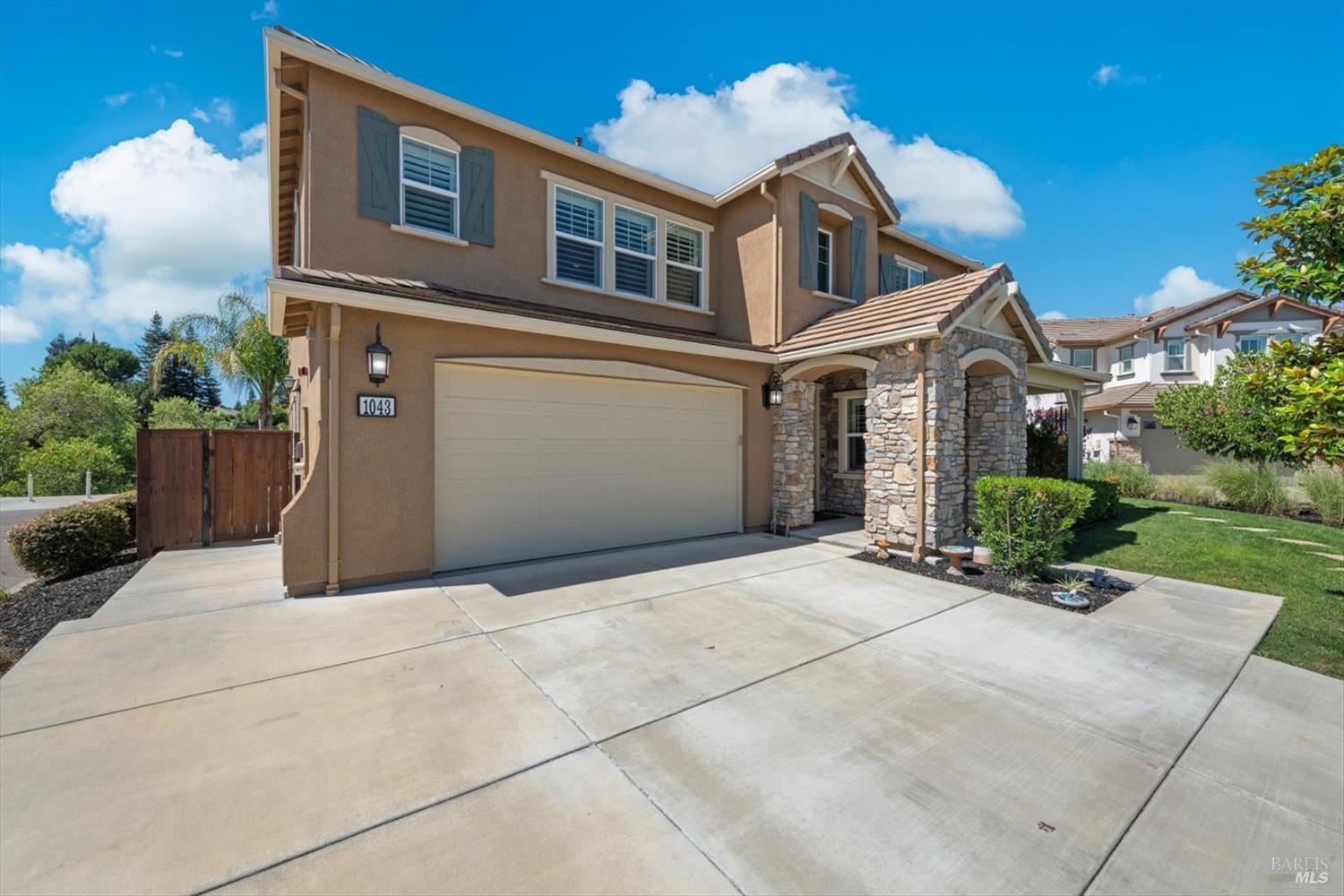 1043 Green Leaf Court