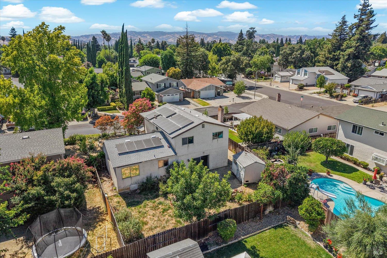 106 Clayton Circle