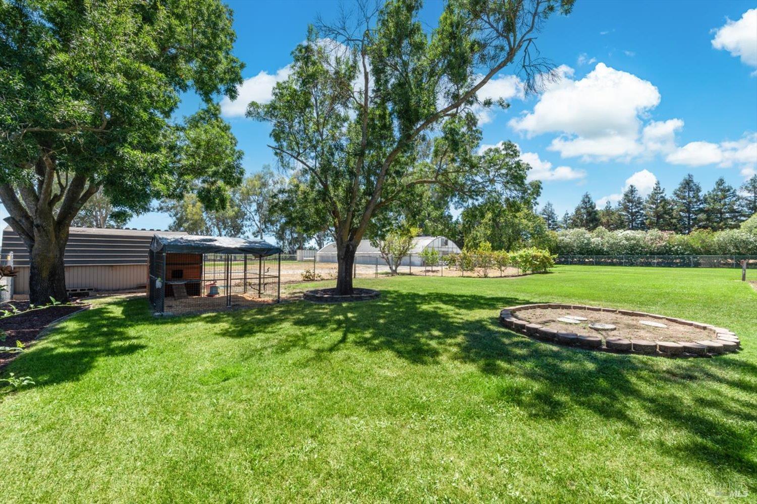 5216 Winding Way