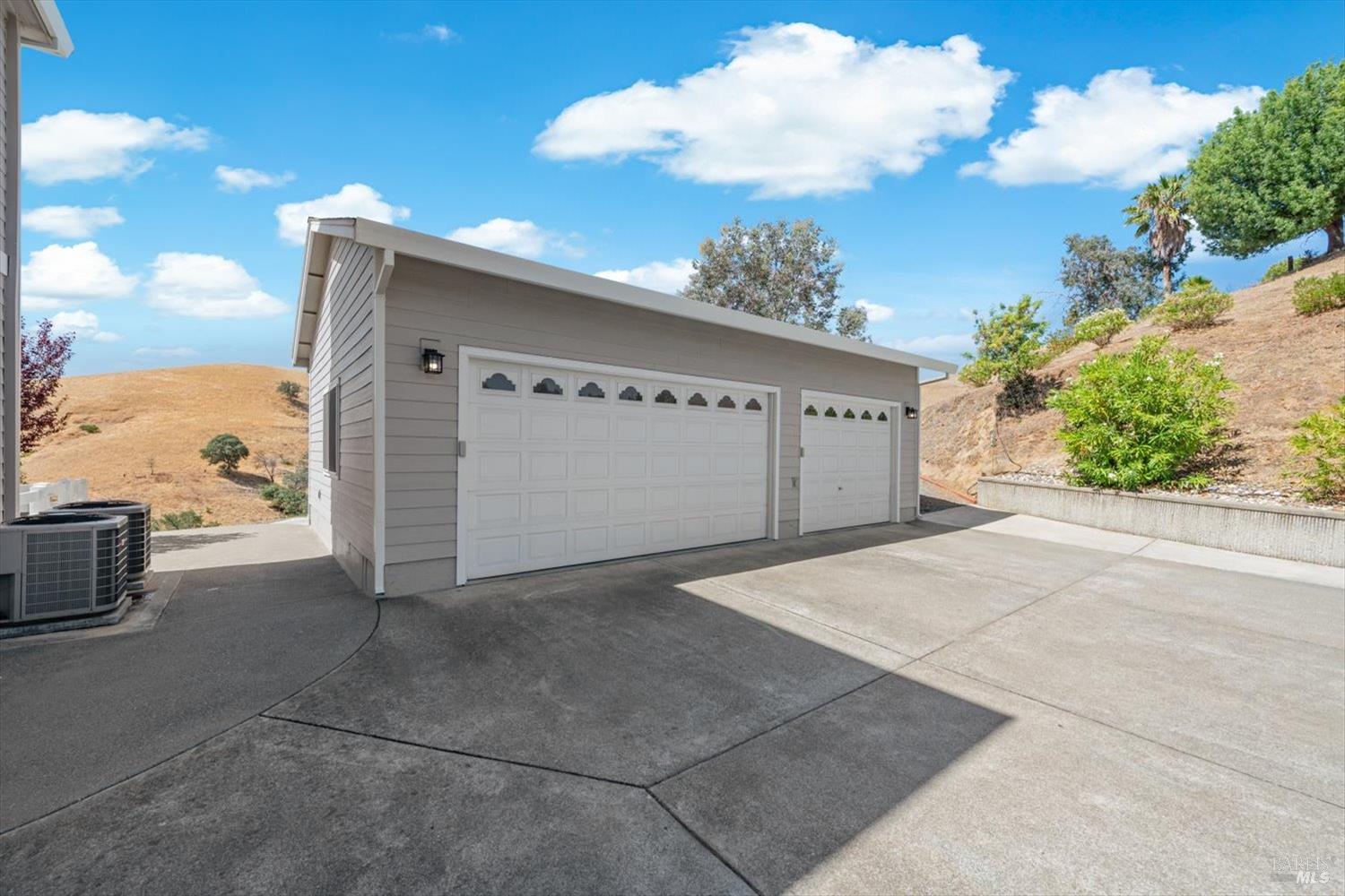 3928 Sierra Vista Drive