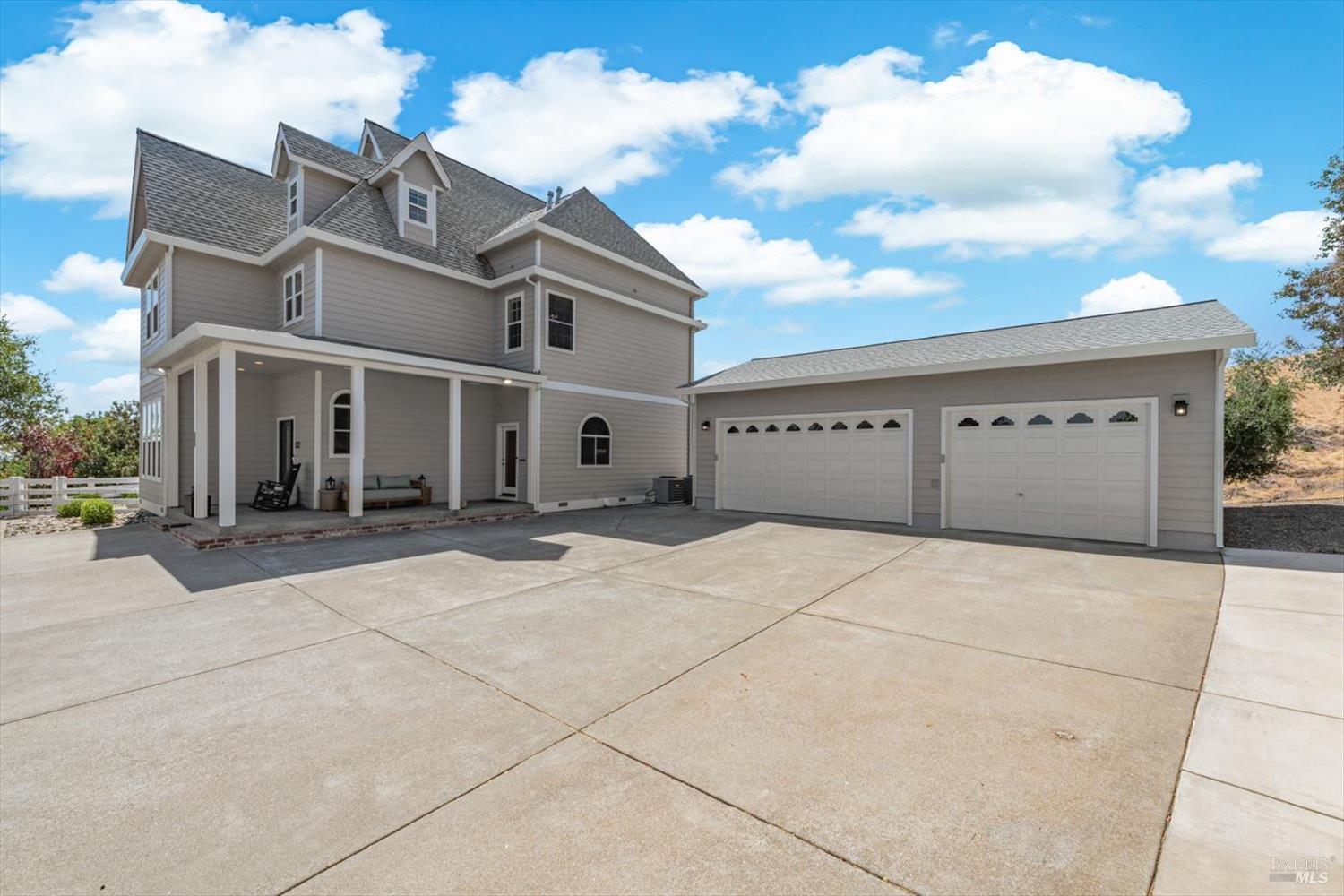 3928 Sierra Vista Drive