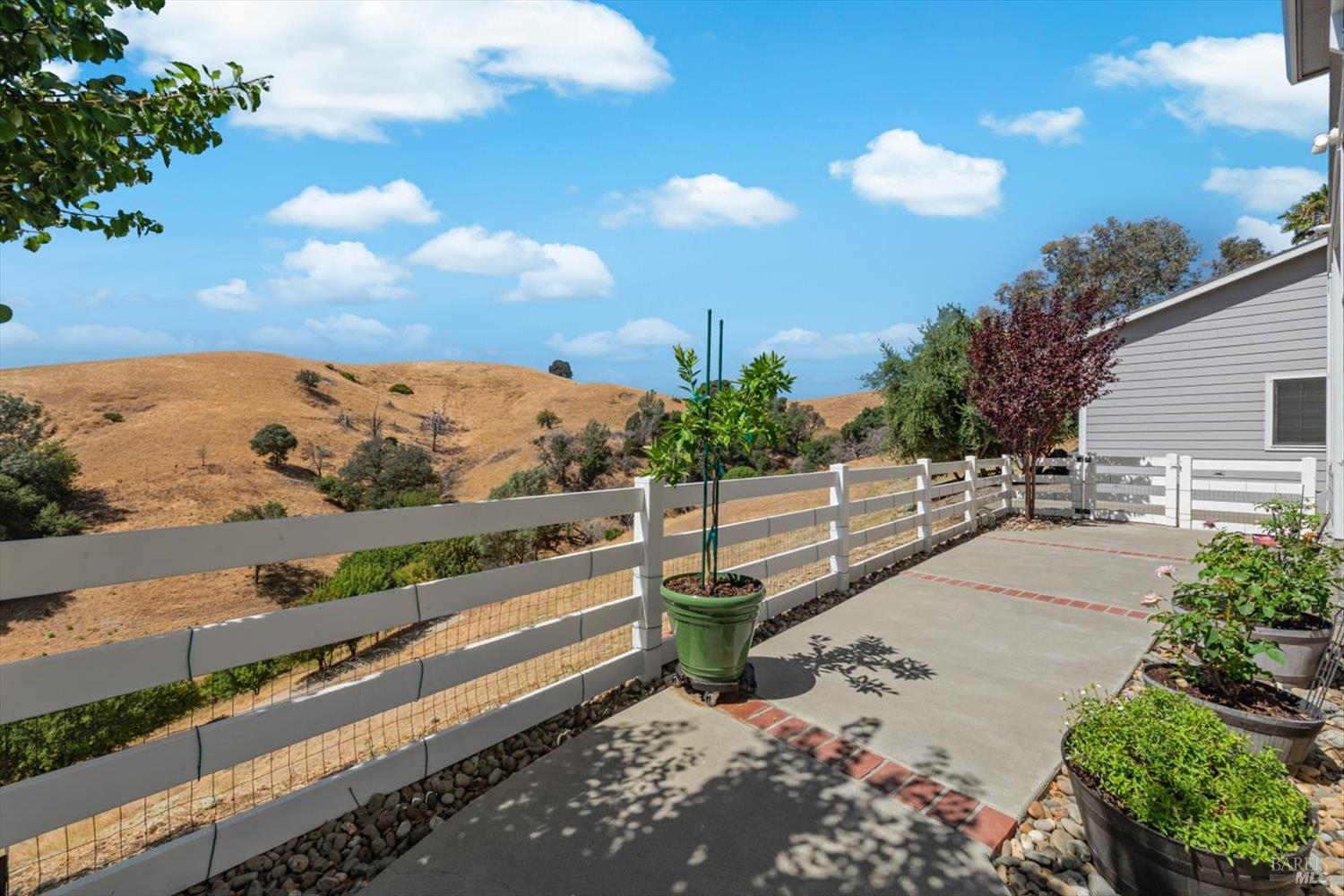 3928 Sierra Vista Drive