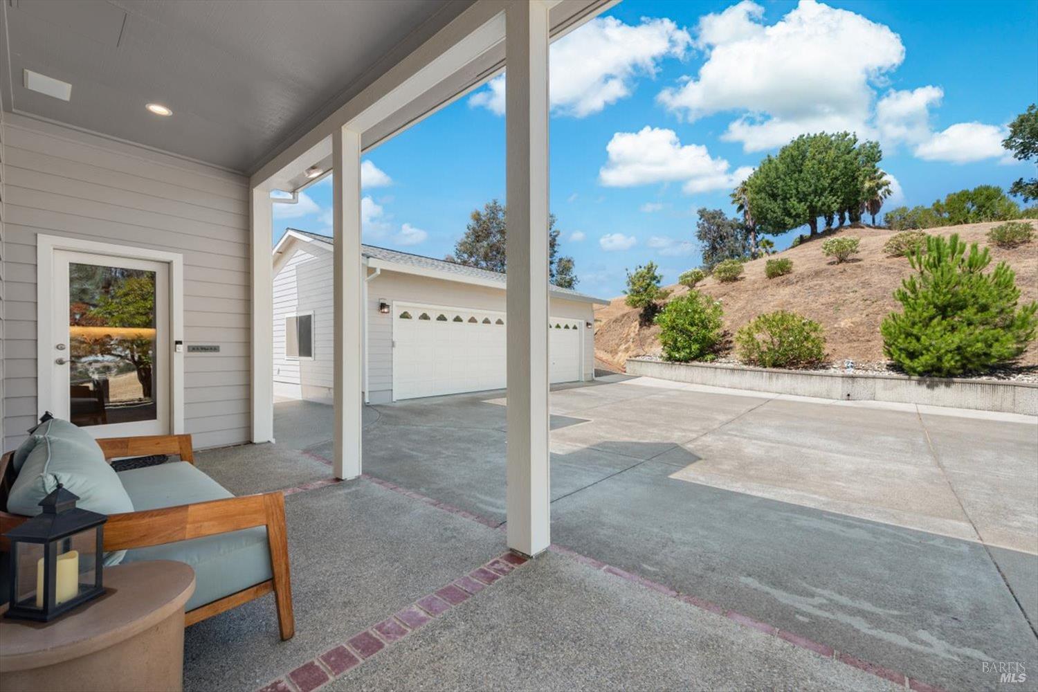 3928 Sierra Vista Drive